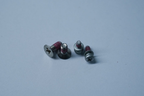 苏州义浔精密零部件取得一种紧固件搓牙机搓牙板专利，提高搓牙的工作效率